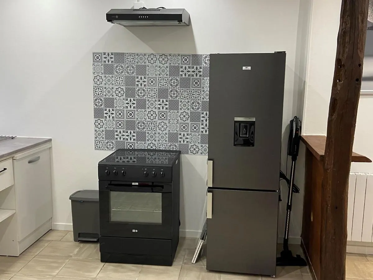 Apartament La Galerie, Proche Aeroport Tillé Francja